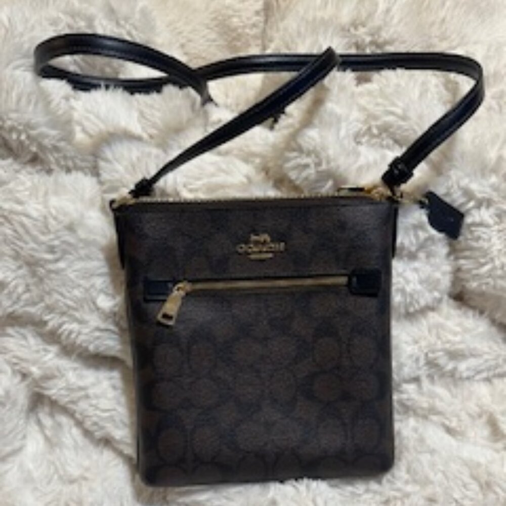 Coach Signature Mini Rowan File Bag